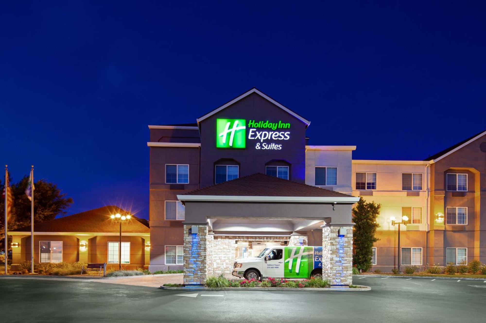 Holiday Inn Express & Suites Oakland - Airport By Ihg Exterior foto